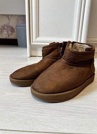 Уггі зимові zara 35 розмір 2