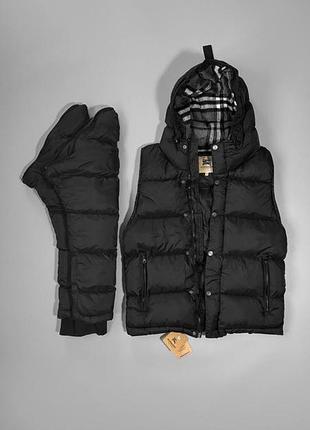 Burberry black 3