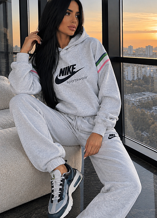Спортивный костюм nike