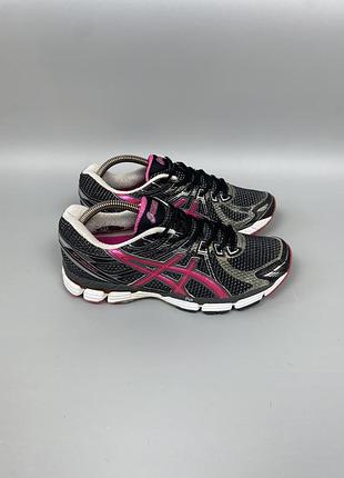 Жіночі кросівки asics gt-2000 в гарному стані, оригінал 39,5/25 см
