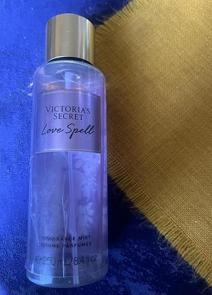 Парфумований спрей для тіла victoria's secret love spell 250 мл для жінок