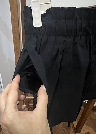 Жіночі шорти pull & bear класичні чорні 2