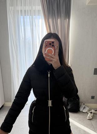 Жіноча куртка michael kors, чорна з коміром з штучного хутра