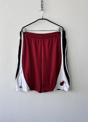 Баскетбольні шорти vintage adidas nba miami heat basketball shorts l red white black embroidered