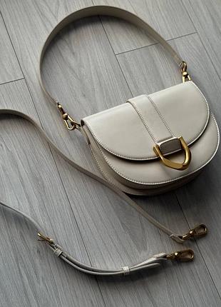 Сумка жіноча charles&keith бежева зі шкіри