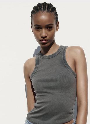 Жіноча трикотажна майка топ в рубчик від бренду zara.