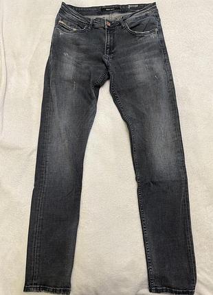 Продам чоловічі джинси diesel
