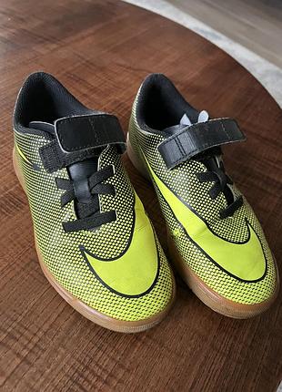 Бутси дитячі nike футзалки салатові 34 розмір, довжина устілки 21-21,5 см
