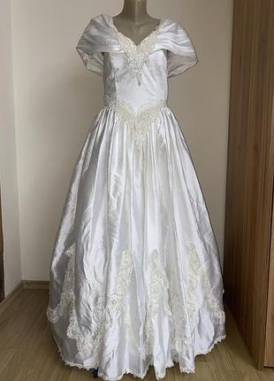 Вінтажне весільнє плаття відомого британського бренду stevies gowns