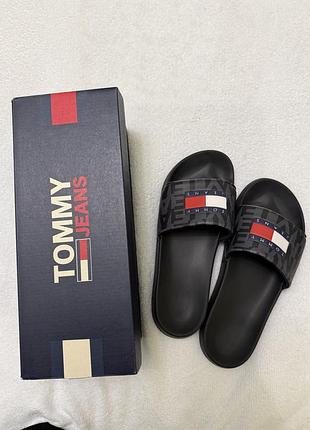 Продам чоловічі шльопанці тапочки tommy jeans
