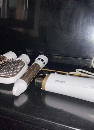 Essential фен-щетка philips