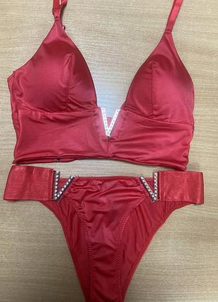 Комплект нижнего белья, купальник victorias secret, размер м
