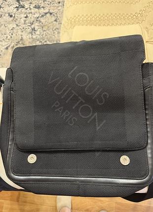 Сумка чоловіча під louis vuitton через плече, чорна