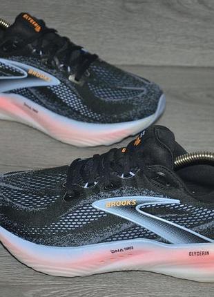 Продам кросівки фірма brooks glycerin 22.