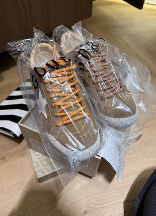 Кросівки golden goose superstar коричневі
кеди