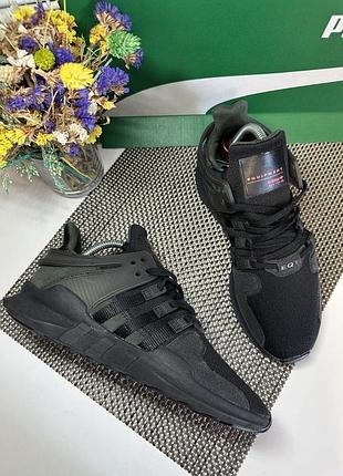 Оригинальные кроссовки adidas