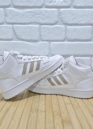 Кроссовки adidas 4