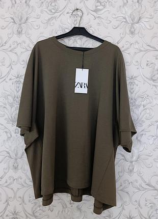 Футболка оверсайз від бренду zara у кольорі хакі (оливковому)