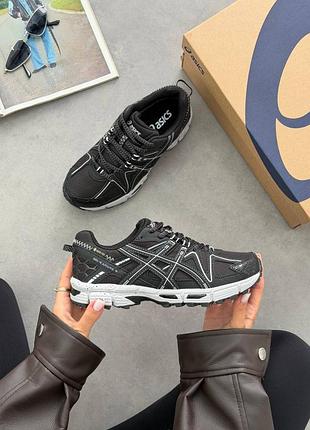 Утепленные зимние женские кроссовки asics gel-kahana 8 gore-tex winter termo black white ассикс черного из белого цветов термо