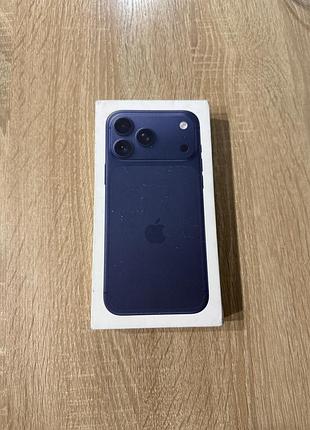 Коробка від iphone 17 pro max