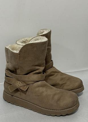 Жіночі уггі skechers