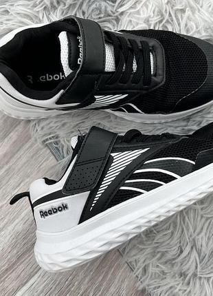 Кросівки reebok 32