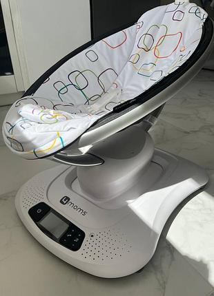 Заколисуючий центр 4moms mamaroo 4.0