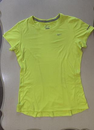 Футболка жіноча nike running miller shirt неоново-жовта, розмір m
