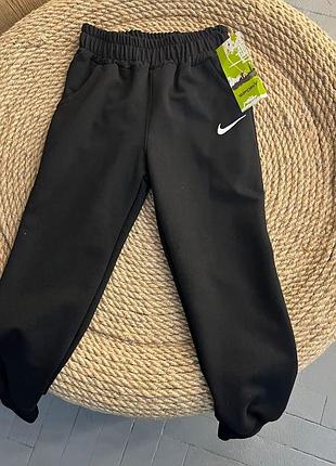 Спортивні штани для хлопчика nike чорні на 4 роки