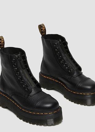 Черевики жіночі dr. martens sinclair leather platform boots чорні, розмір 40