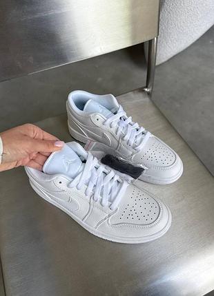 Air jordan low premium 2
