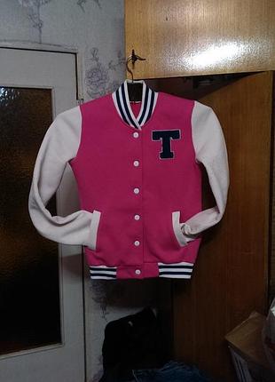 Женский бомбер (куртка-тенниска  varsity jacket)  бренда terranova размера s