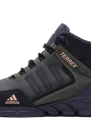 Мужские зимние кожаные ботинки adidas terrex green