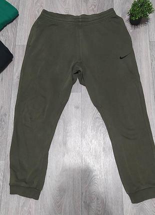 Спортивні штани nike