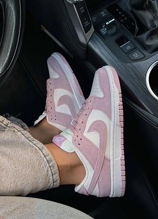 Nike sb dunk low pink premium