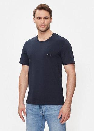Чоловіча базова футболка від hugo boss  розмір xl оригінал