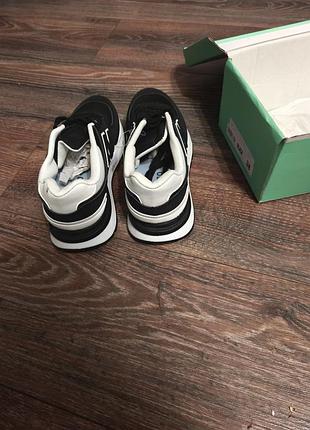 Нові new balance 3