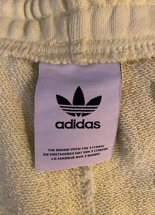 Adidas стильні шорти 6