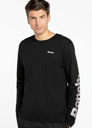 Черный лонгслив лонг мужской s с надписью bench
