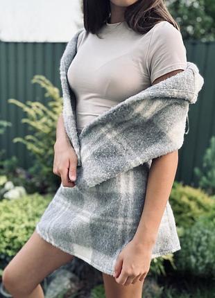 Жіночий костюм зі спідницею zara сірий в клітинку (до замовлення буде подарунок)💝
