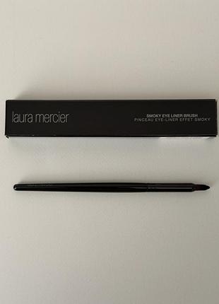 Laura mercier – smoky eye liner brush – пензлик для підводки та створення ефекту smoky eyes