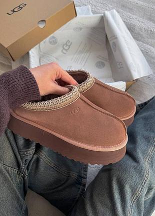 Стильні жіночі капці ugg tasman platform light brown