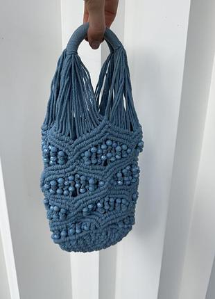 Плетена сумка zara блакитна, макраме, з намистинами, сумка-мішок