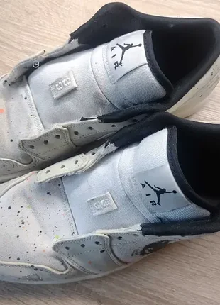 Кросівки air jordan 1 low se brushstroke paint splatter (dm3528-100) — 42.5 р.