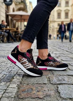 Женские кроссовки ash