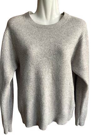 Серый базовый свитер uniqlo р. 8/10