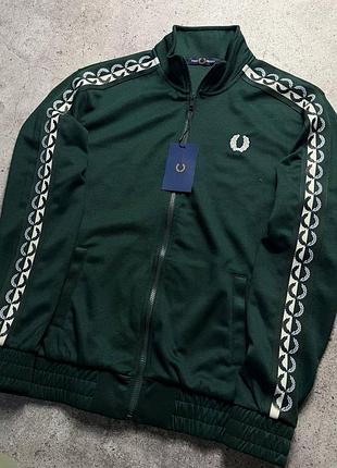 Олімпійка від бренду fred perry