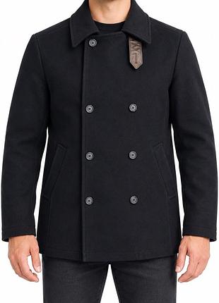 Чорне класичне пальто dolce & gabbana на ґудзиках