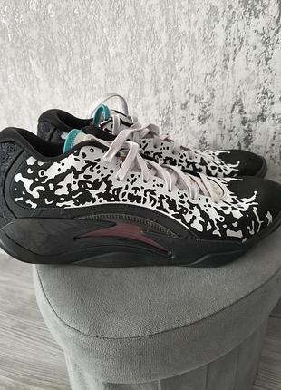 Баскетбольні кросівки air jordan zion 3.