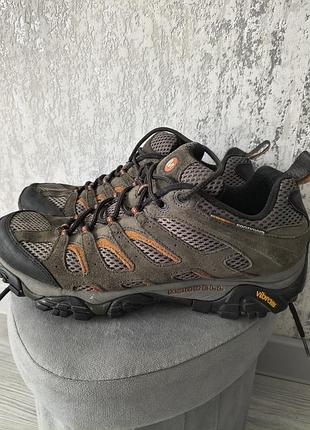 Кроссовки merrell.